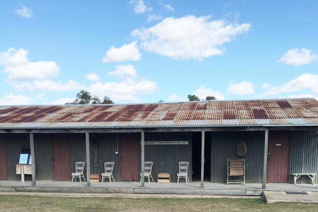The Woolshed At Jondaryan Hotel Oakey Exterior photo